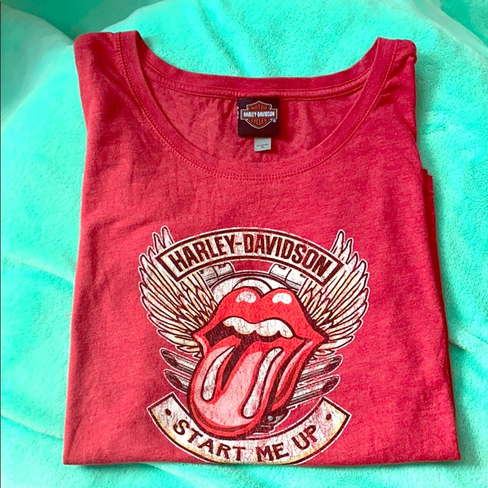 Harley-Davidson red t-shirt